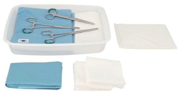 Set de soins accouchement avec pinces kocher